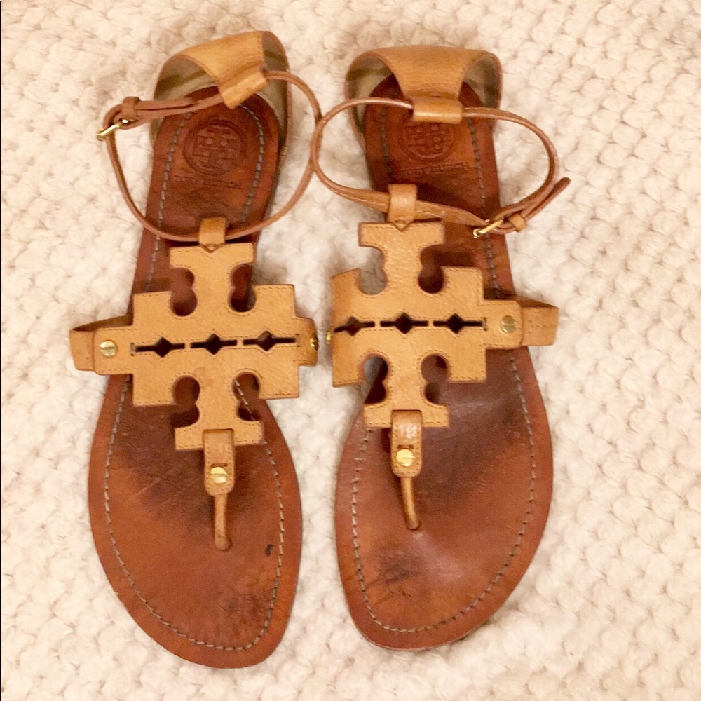 (SOLD) Tory Burch Phoebe Sandals
